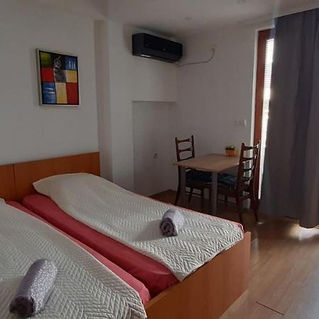 Apartment Riki 3 Near Bus Station Ohrida Exterior foto